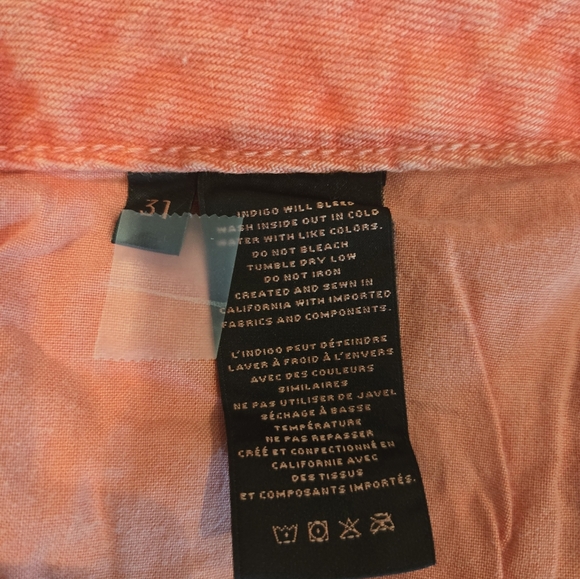 J Brand Gracie High Rise Shorts in Glowing Blossom - Picture 5 of 10